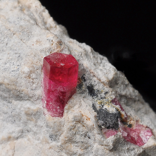 レッドベリル Red Beryl Bixbite 鉱物たちの庭