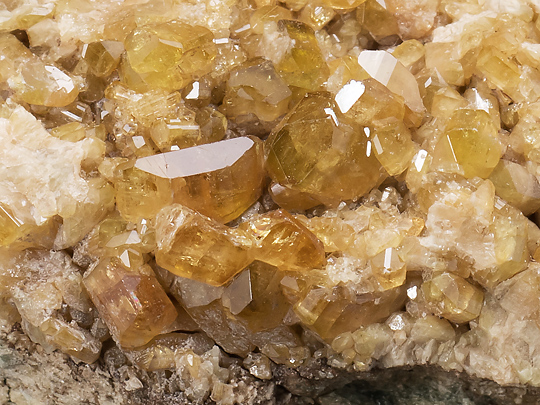 Clinozoisite@Nm]CTCg
