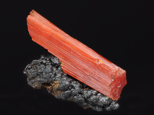 Crocoite from France gz